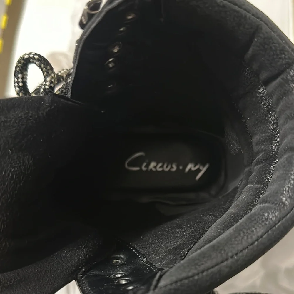 Circus by Sam Edelman Black Platform Hiking Boots 6 - Picture 15 of 16